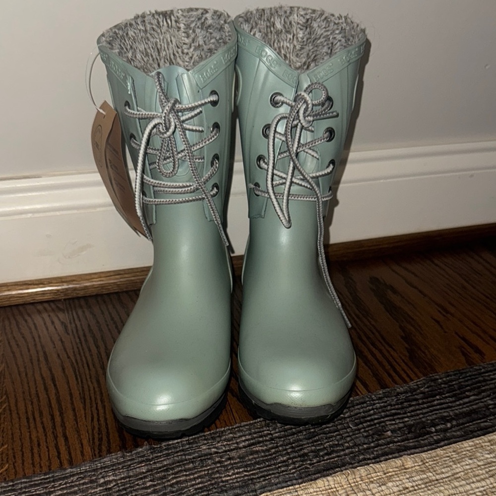 Hunter Green Lace-Up Boots